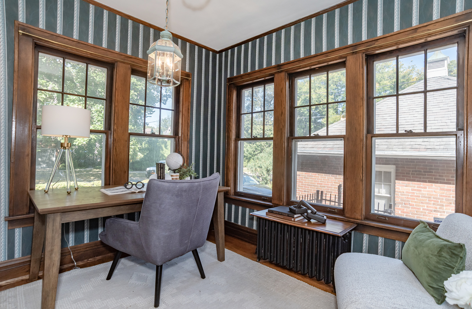 518 W Cossitt Avenue, La Grange, IL 60525