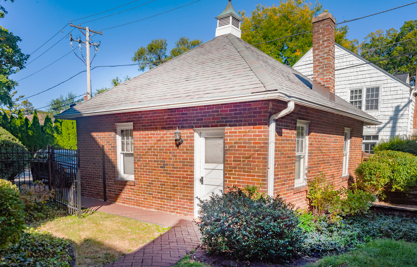 518 W Cossitt Avenue, La Grange, IL 60525