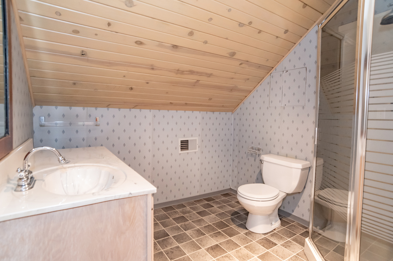 518 W Cossitt Avenue, La Grange, IL 60525