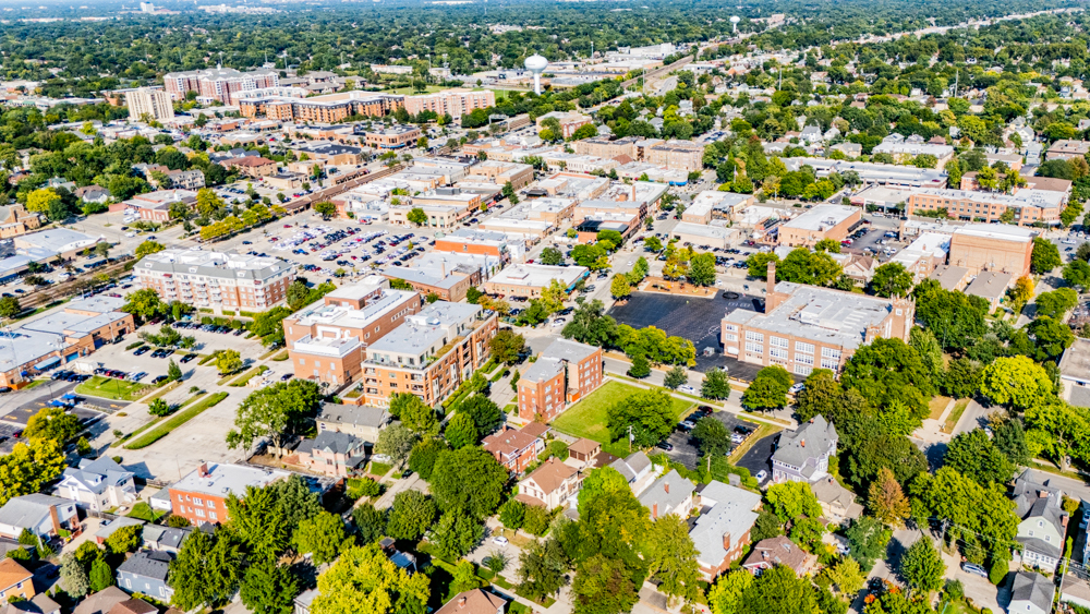 518 W Cossitt Avenue, La Grange, IL 60525