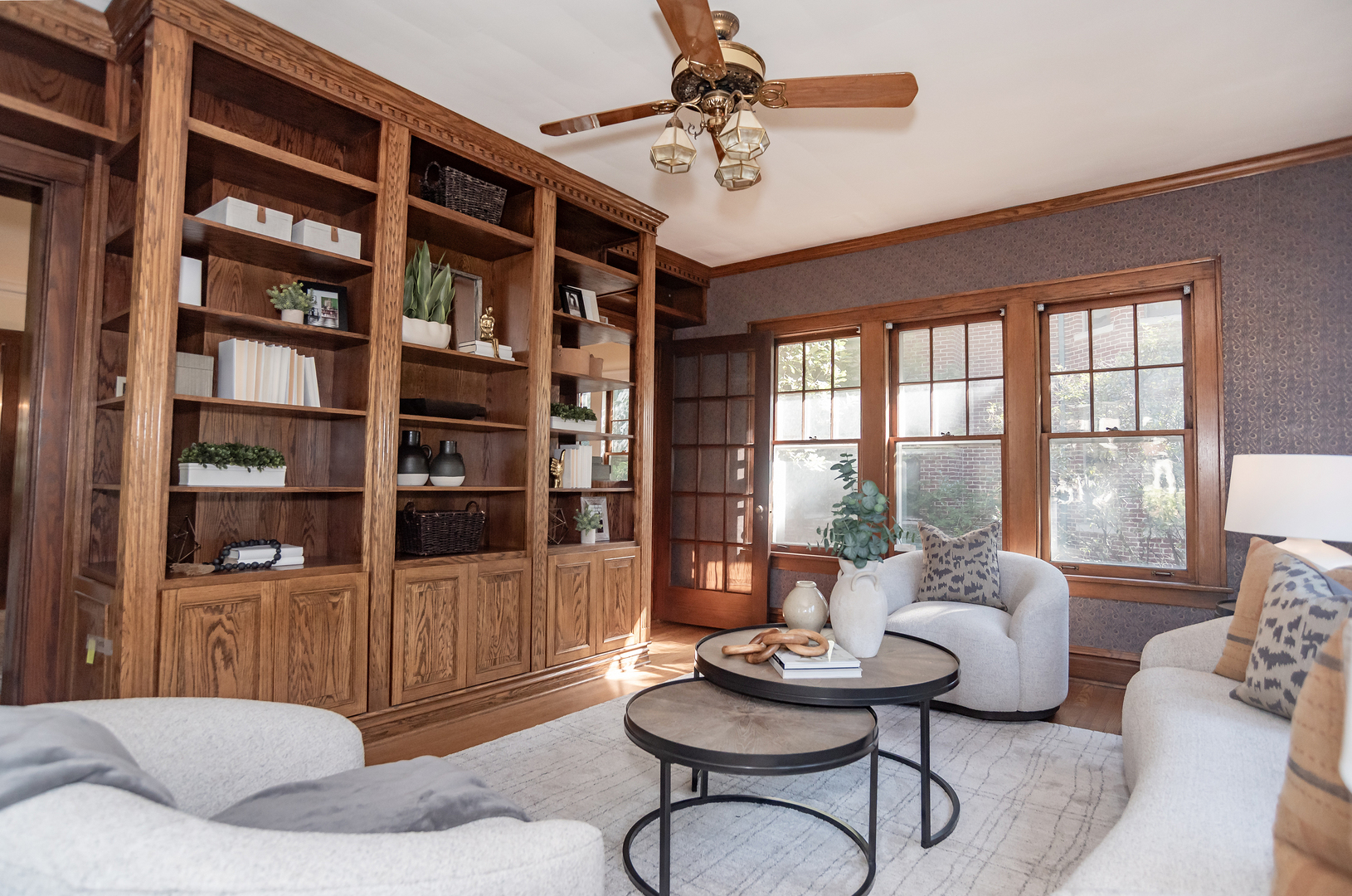 518 W Cossitt Avenue, La Grange, IL 60525