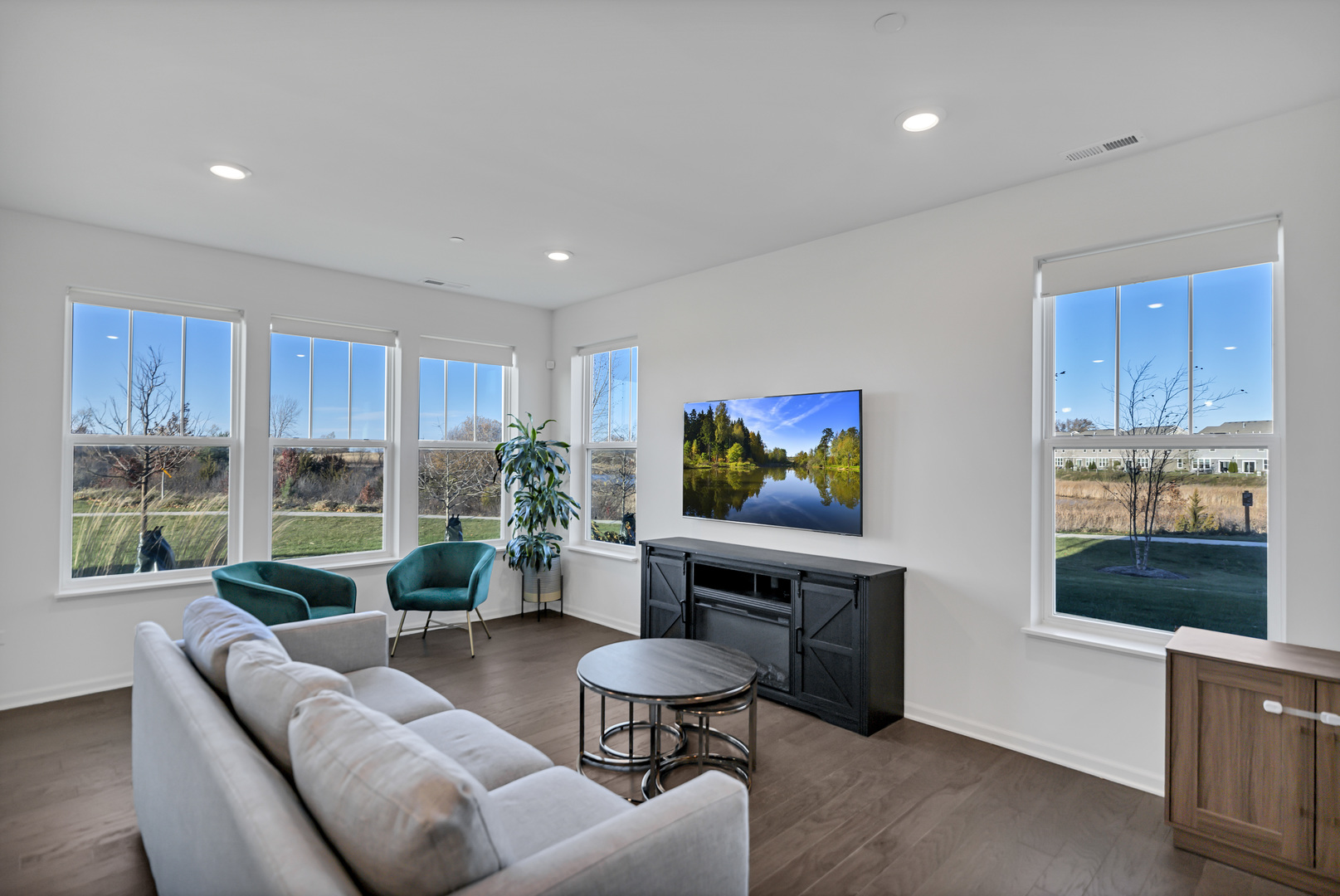 3202 Martini Street, Mundelein, IL 60060