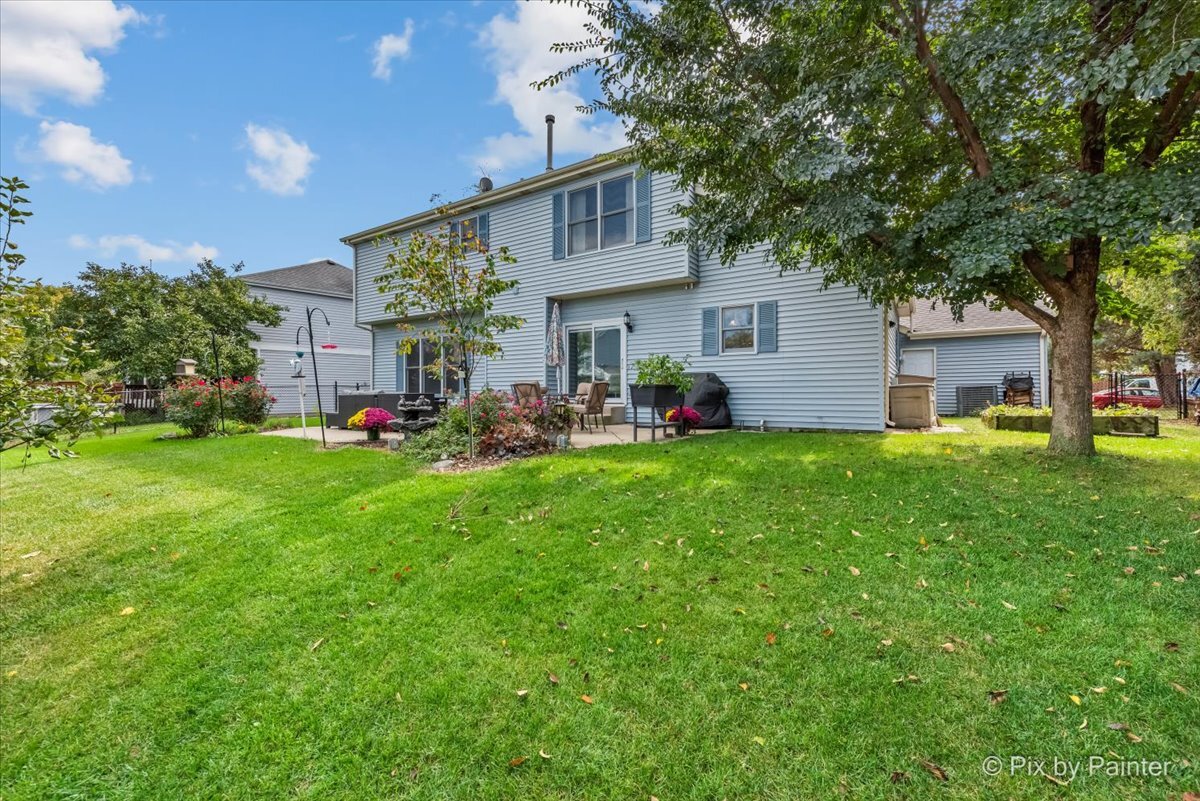 1820 Crofton Drive, Algonquin, IL 60102