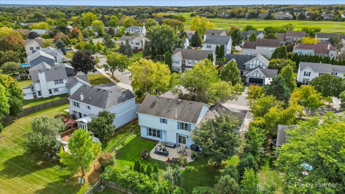 1820 Crofton Drive, Algonquin, IL 60102