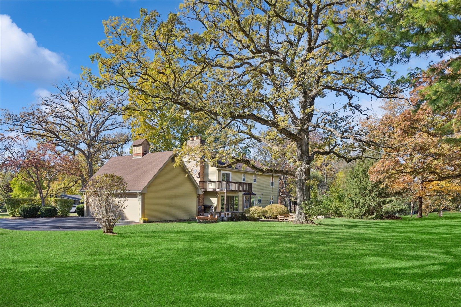 1150 Nottingham Lane, Elgin, IL 60120