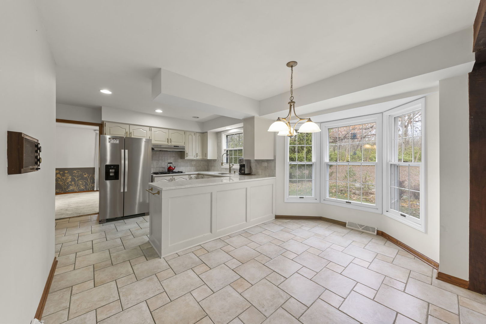 1150 Nottingham Lane, Elgin, IL 60120