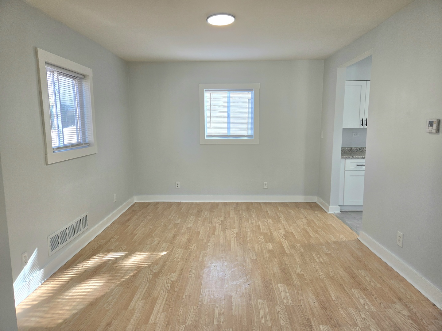 324 Rosewood Avenue, Aurora, IL 60505