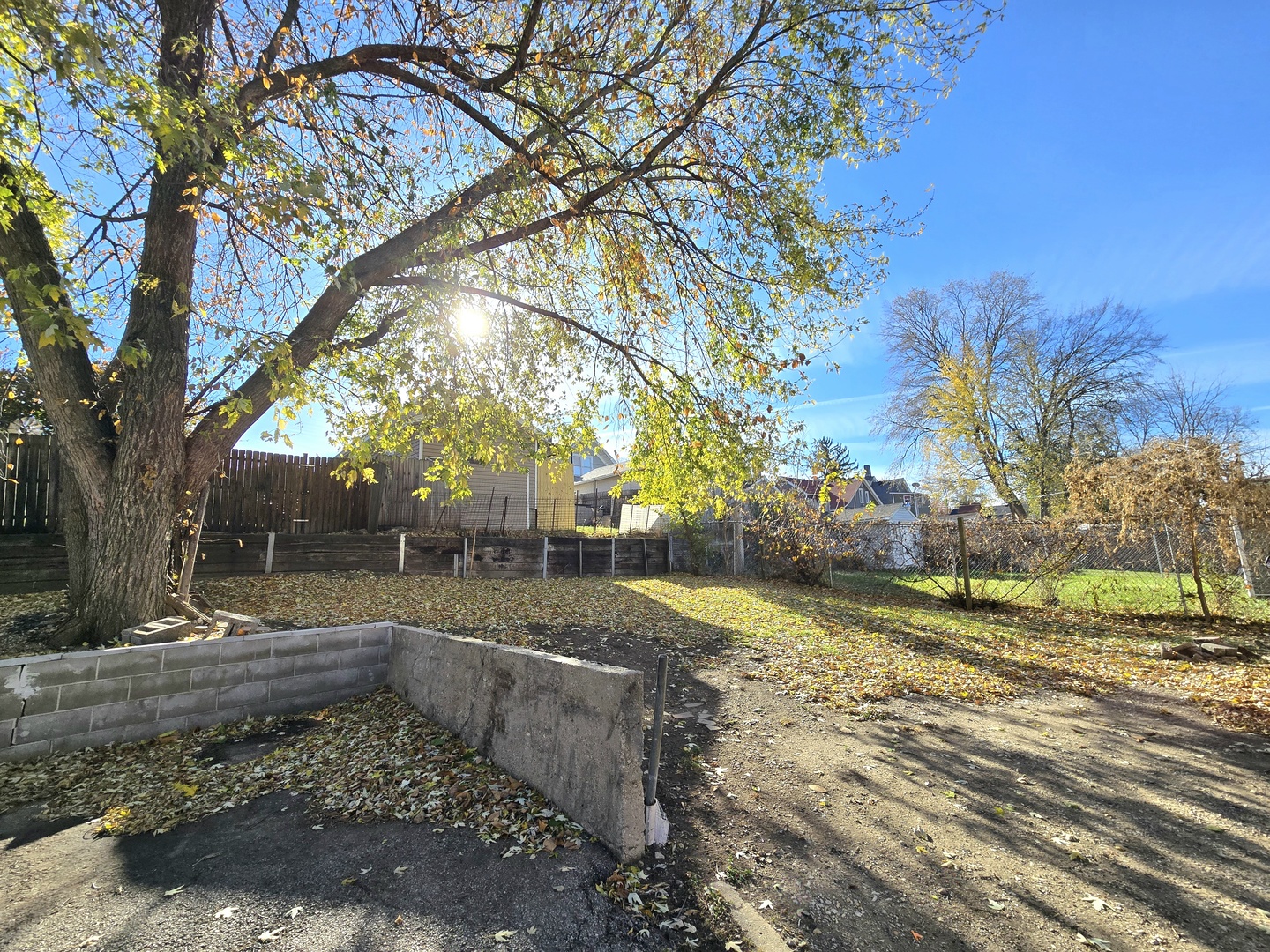 328 Rosewood Avenue, Aurora, IL 60505