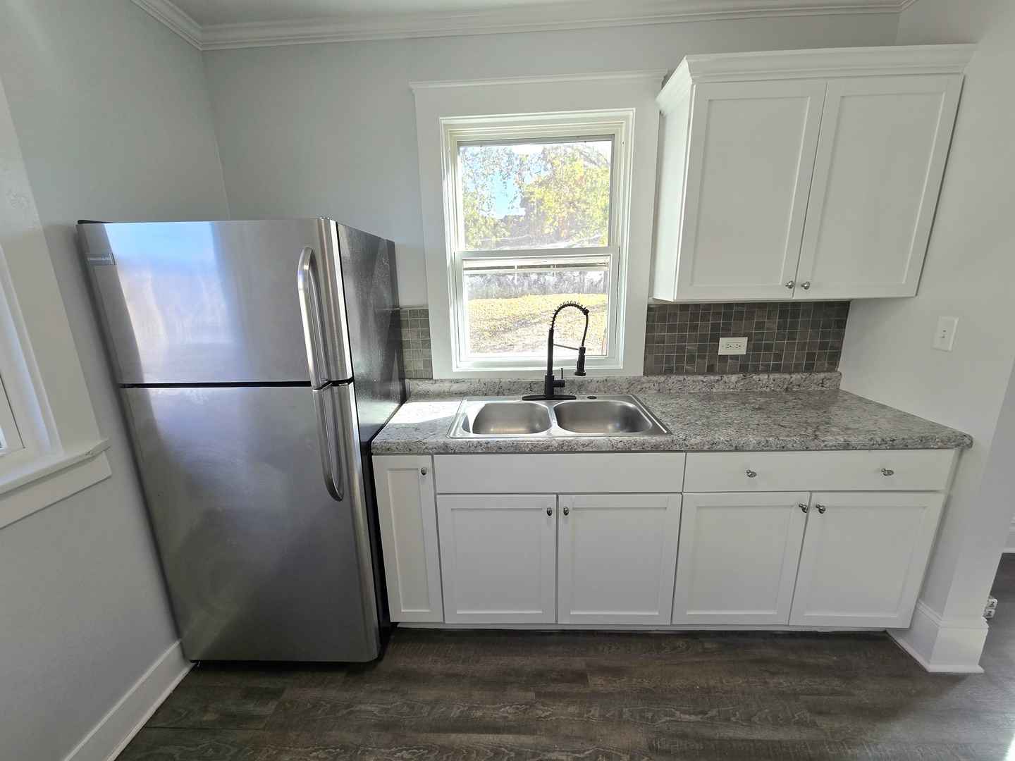 328 Rosewood Avenue, Aurora, IL 60505