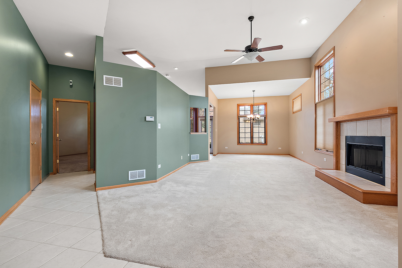 20116 Crystal Lake Way, Frankfort, IL 60423