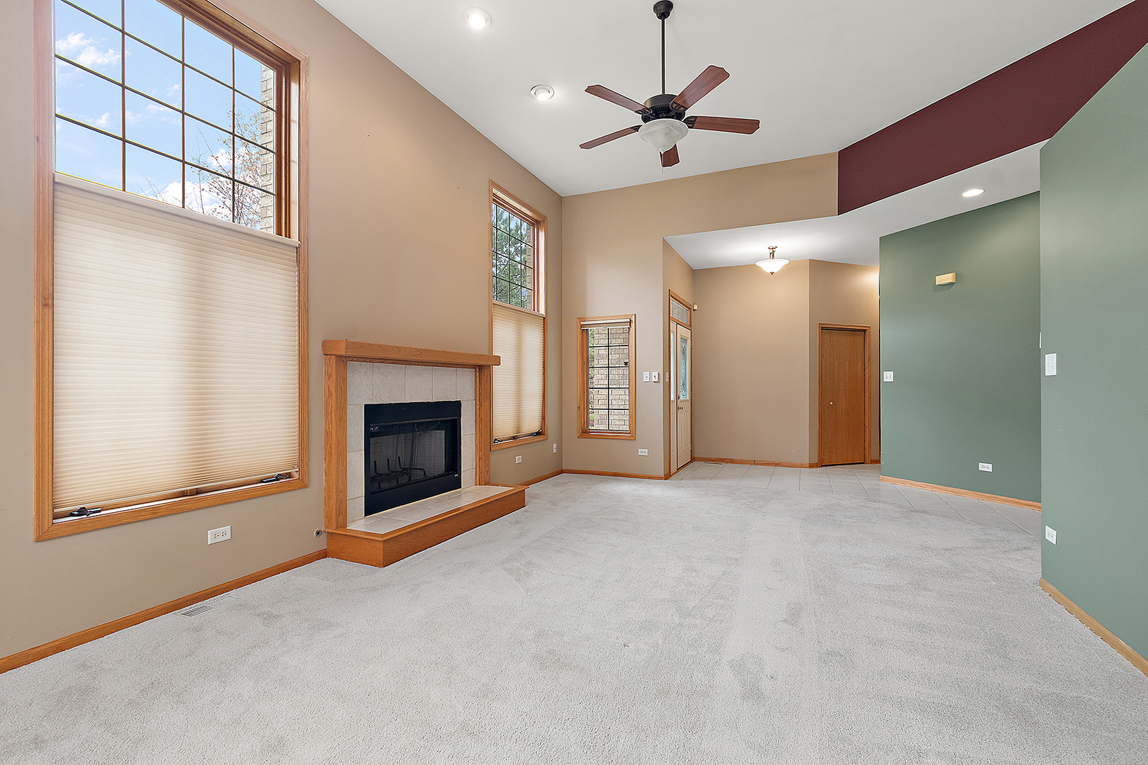 20116 Crystal Lake Way, Frankfort, IL 60423