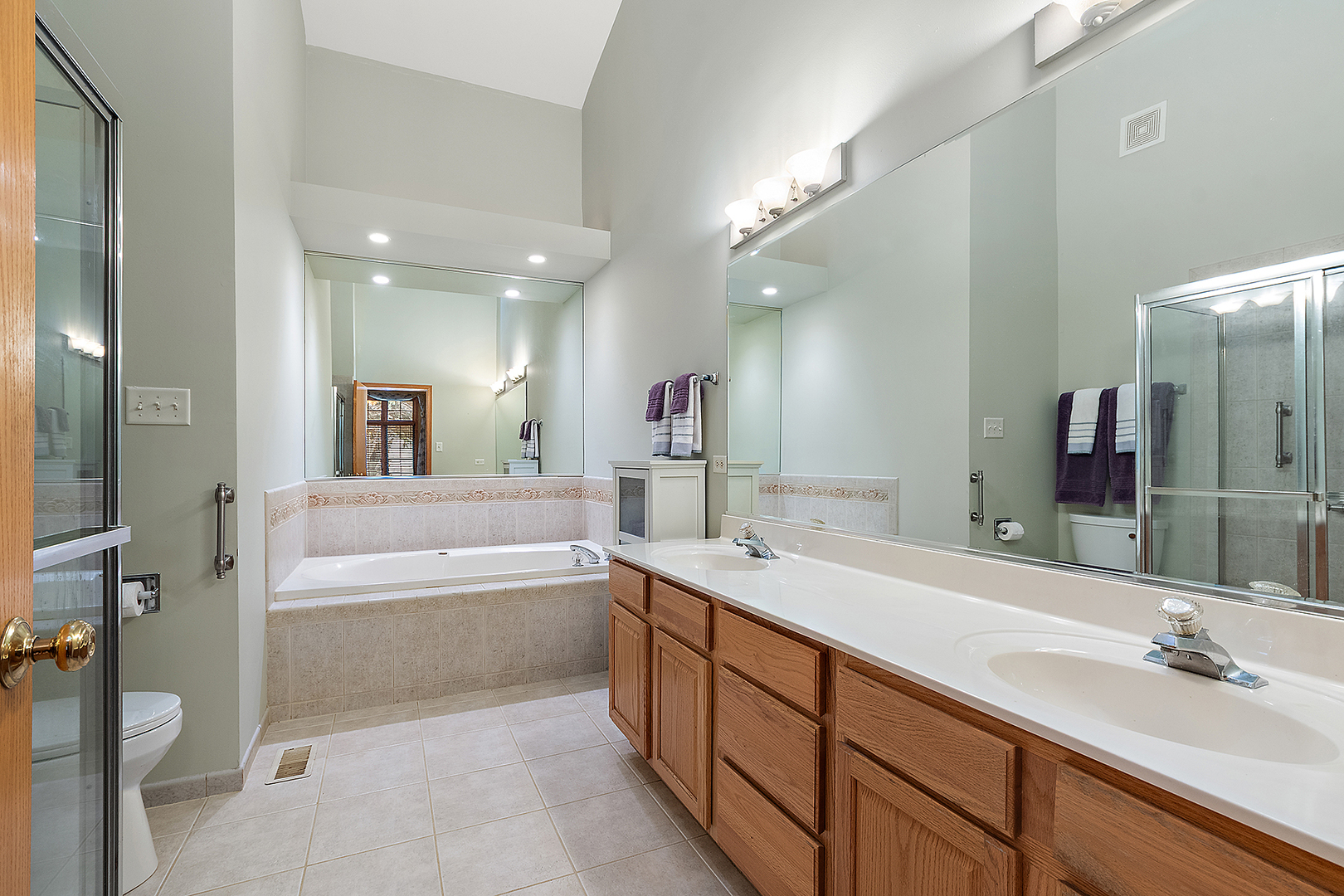 20116 Crystal Lake Way, Frankfort, IL 60423