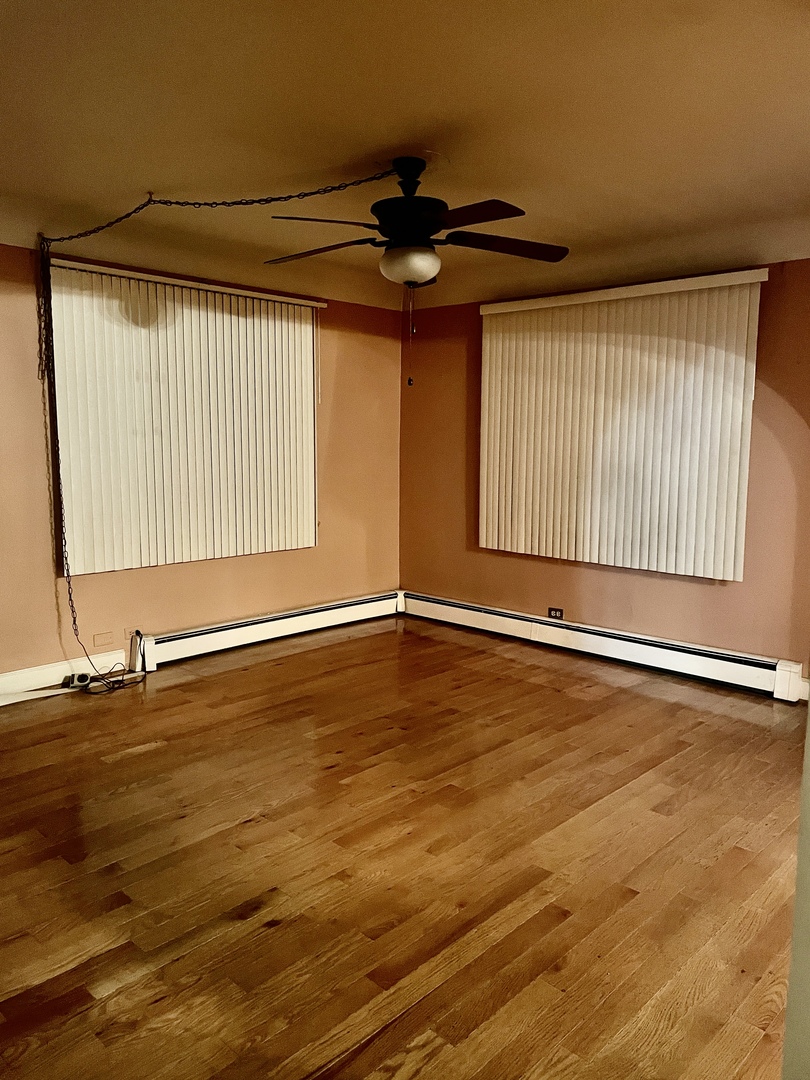 9626 Moody Avenue, Oak Lawn, IL 60453