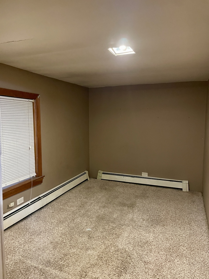 9626 Moody Avenue, Oak Lawn, IL 60453