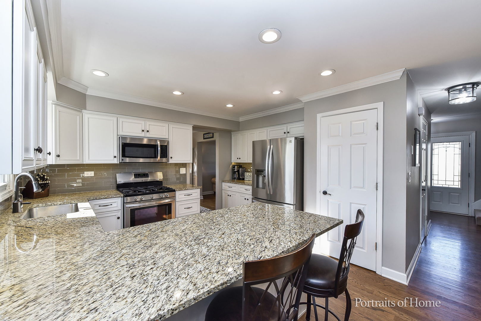 344 Waxwing Avenue, Naperville, IL 60565