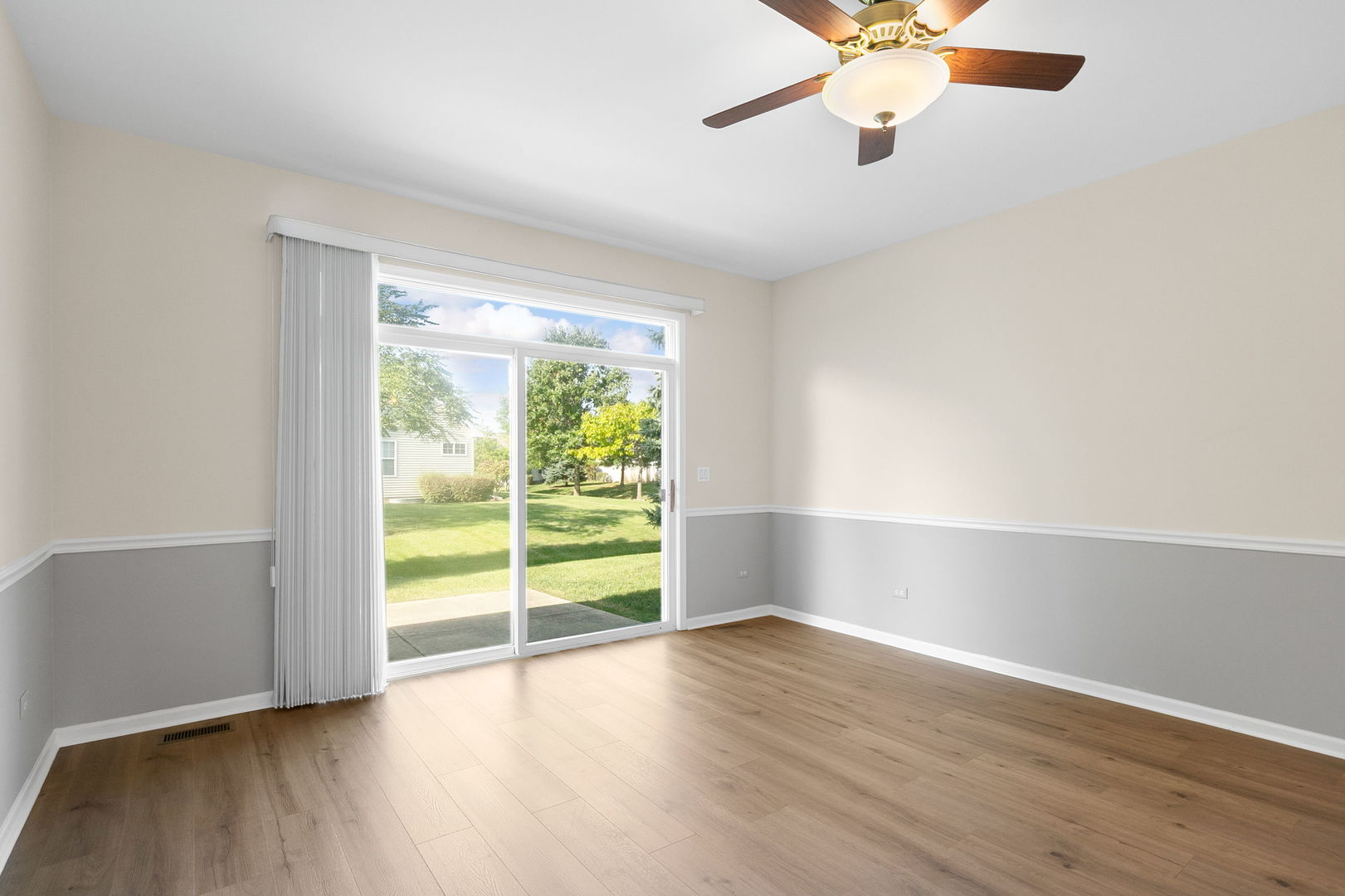 272 Enfield Lane, Grayslake, IL 60030