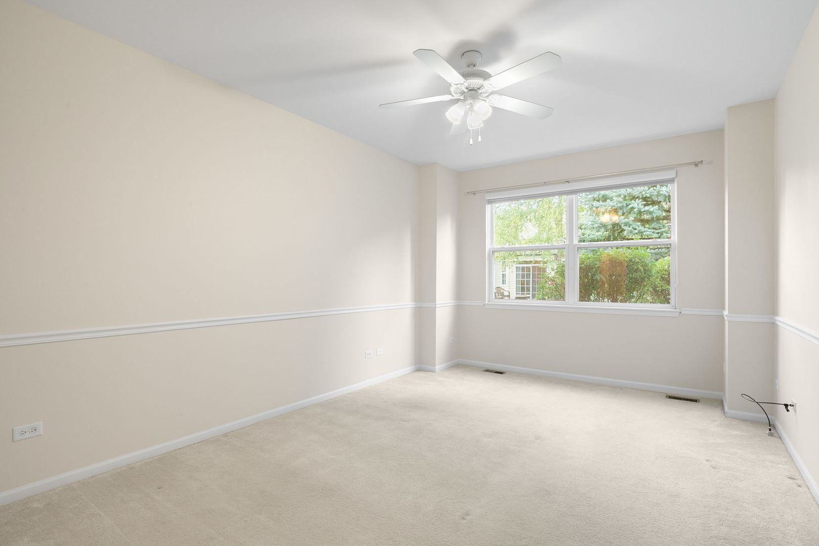 272 Enfield Lane, Grayslake, IL 60030