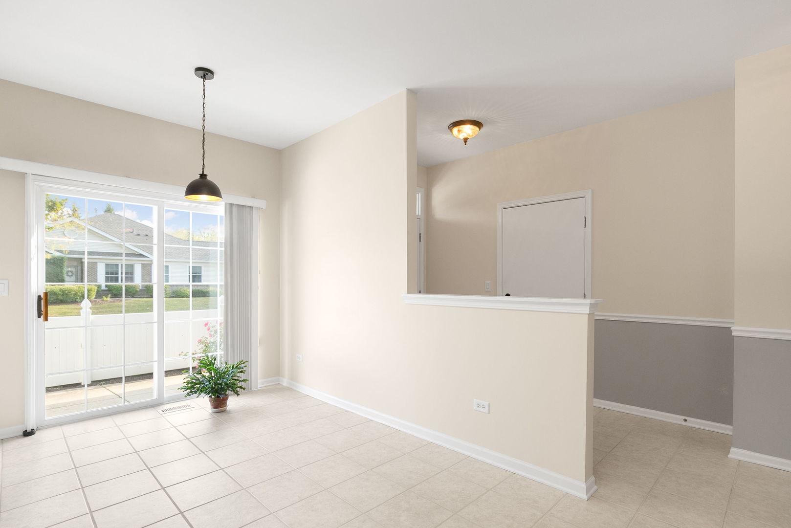 272 Enfield Lane, Grayslake, IL 60030