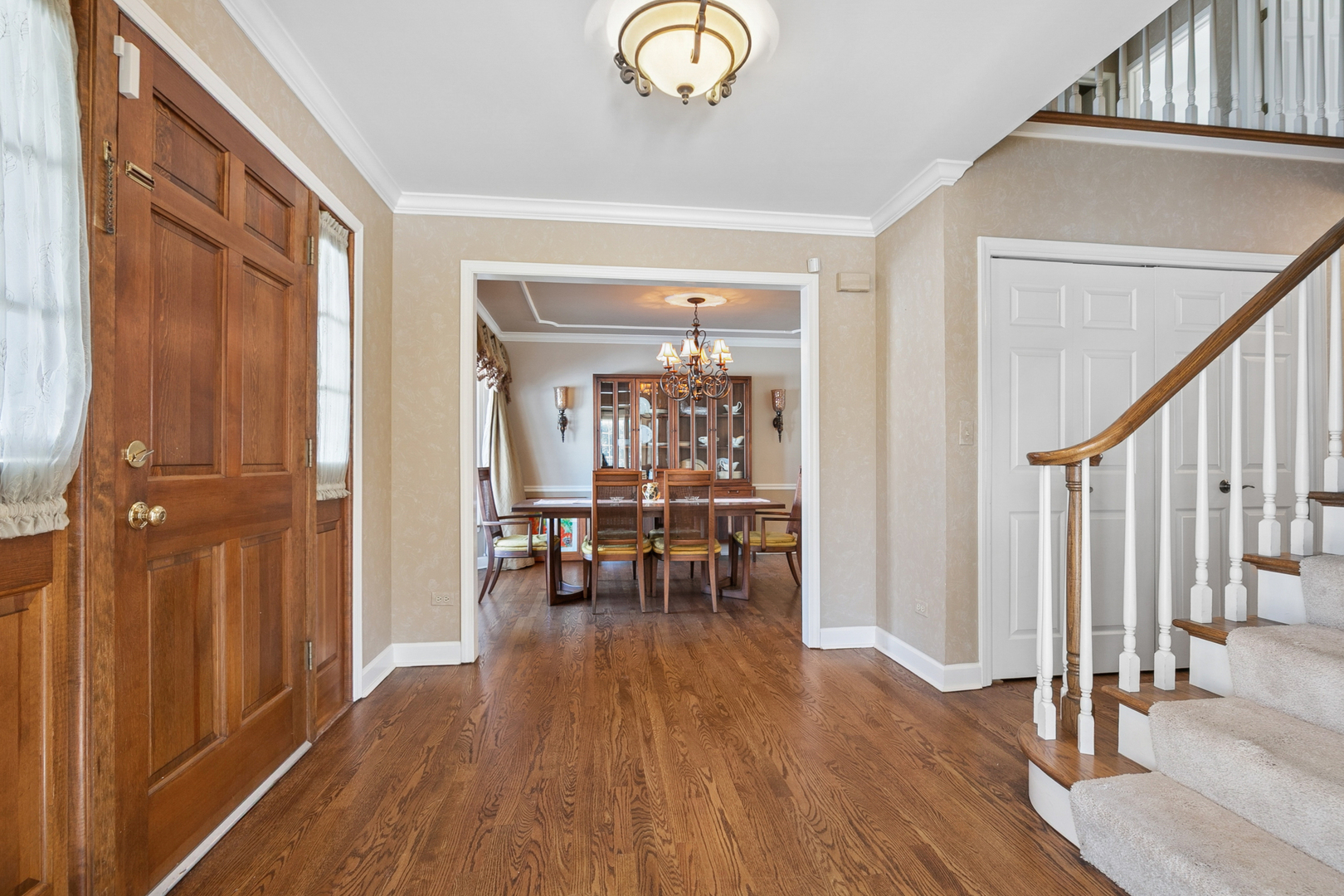 14870 King Drive, Green Oaks, IL 60048