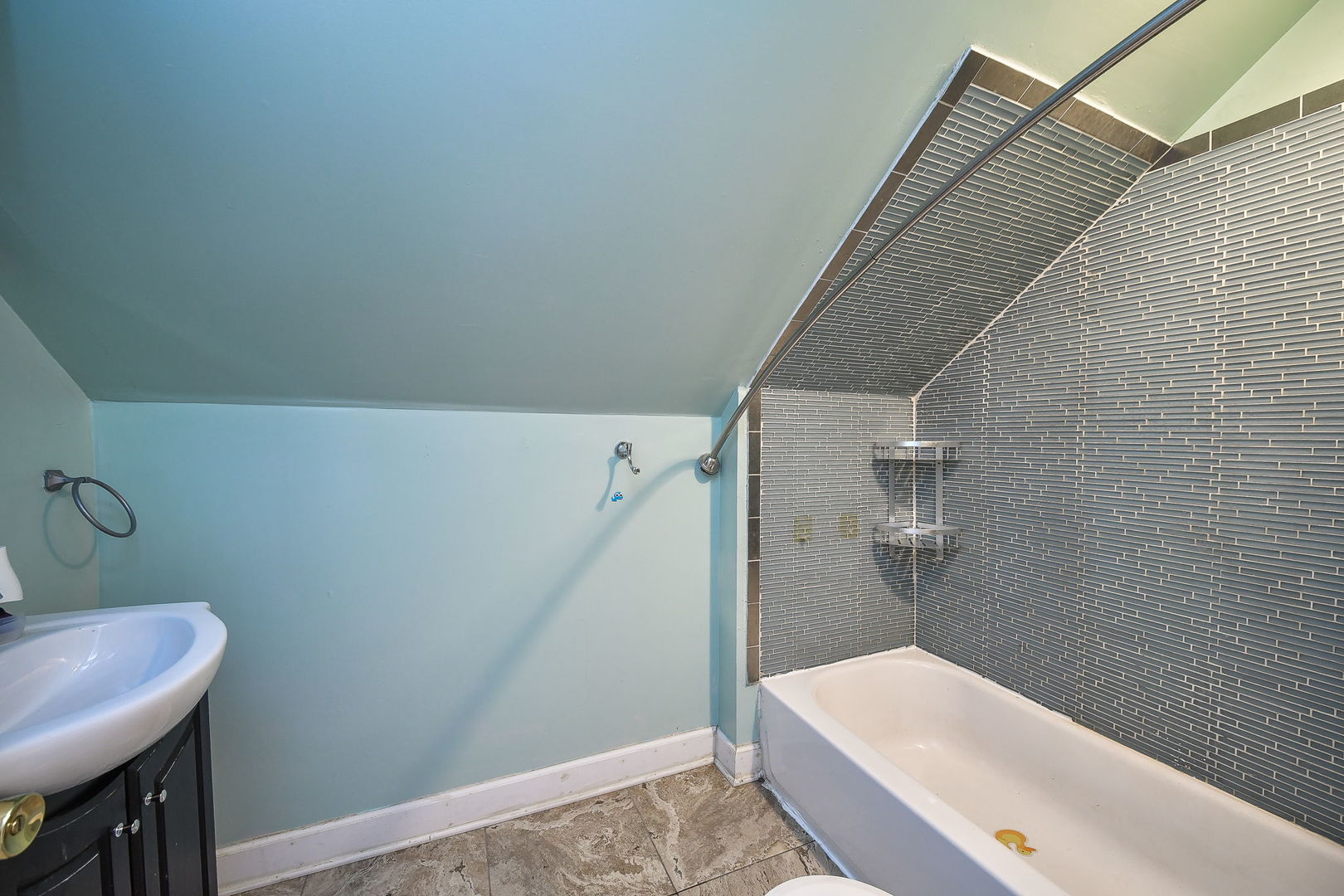 1045 Grand Boulevard, Aurora, IL 60505