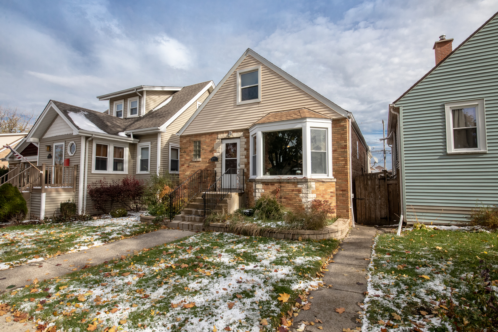 3345 N Ottawa Avenue, Chicago, IL 60634