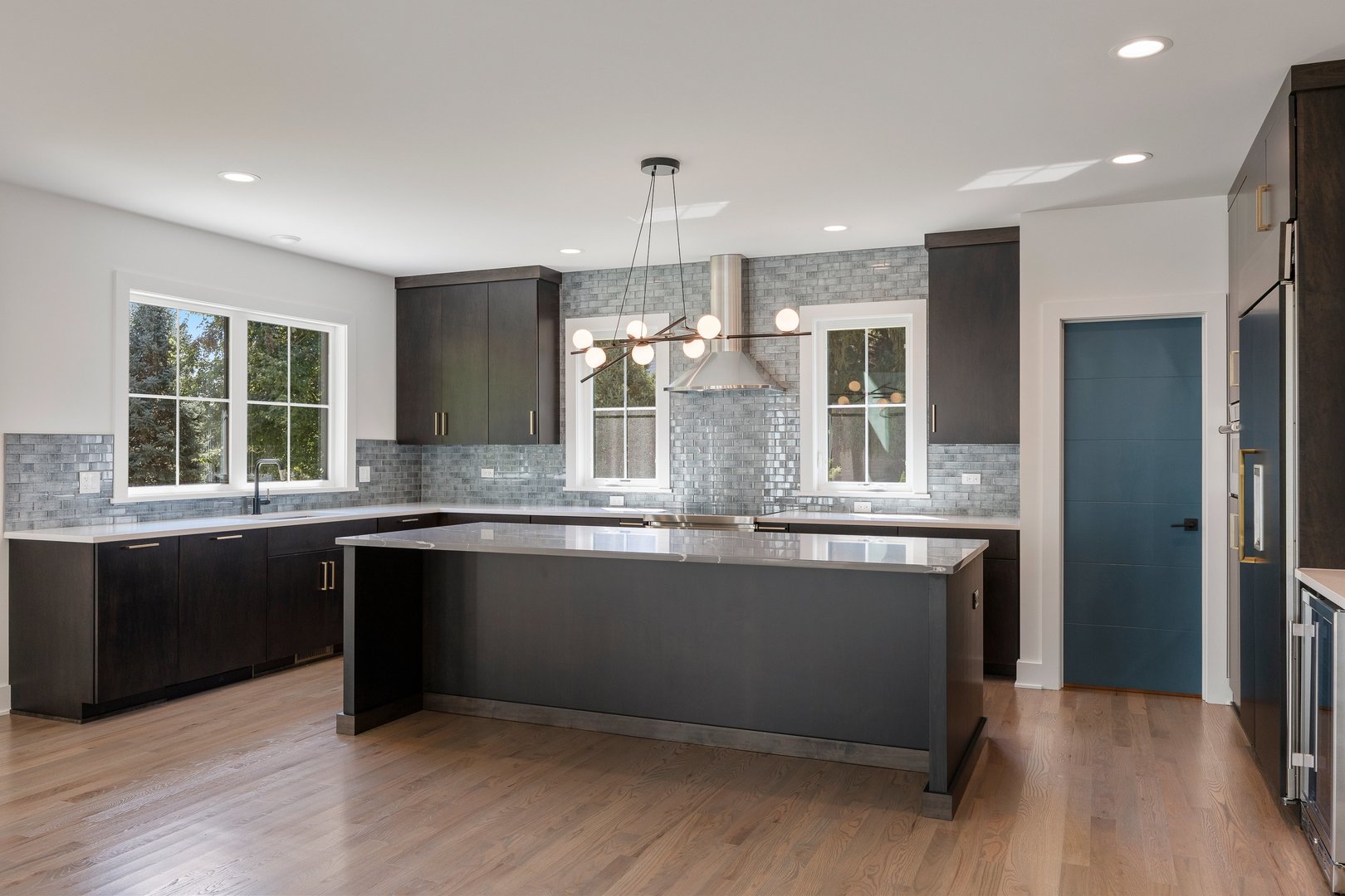 1519 Foothill Drive, Wheaton, IL 60189