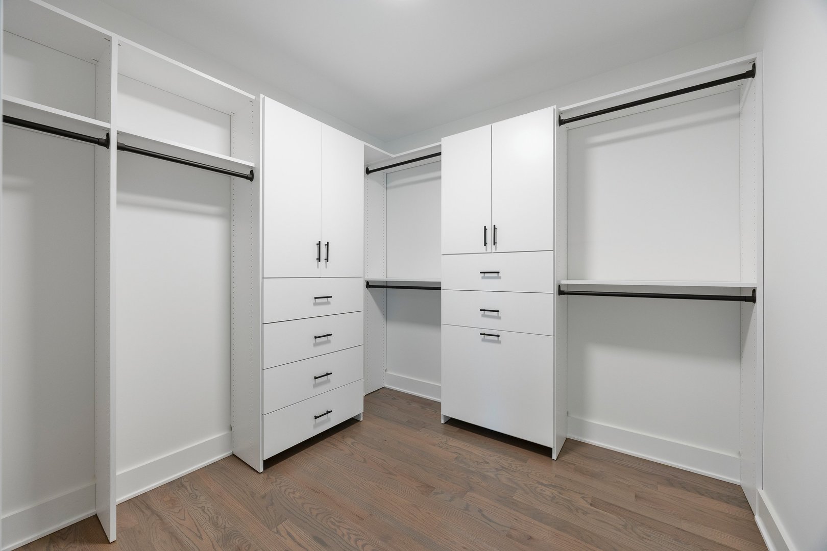 1519 Foothill Drive, Wheaton, IL 60189