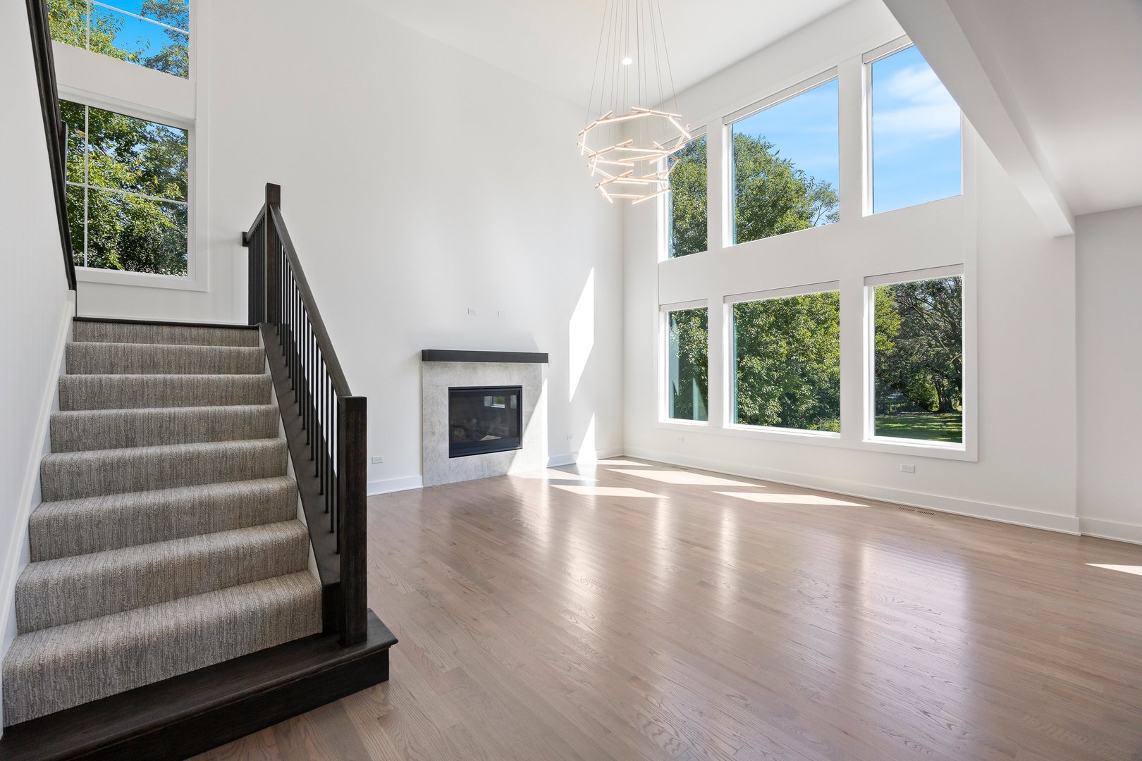 1519 Foothill Drive, Wheaton, IL 60189