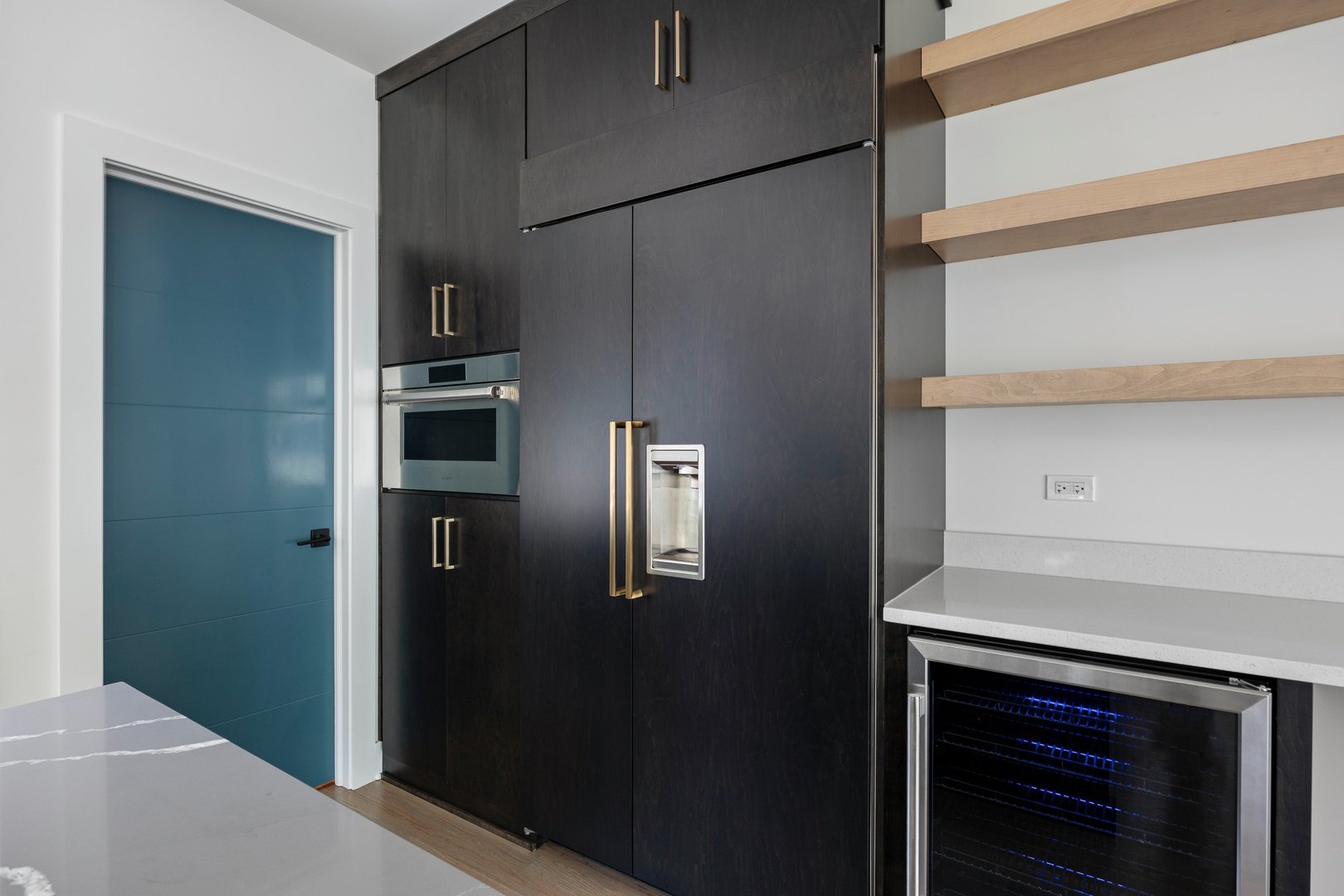 1519 Foothill Drive, Wheaton, IL 60189