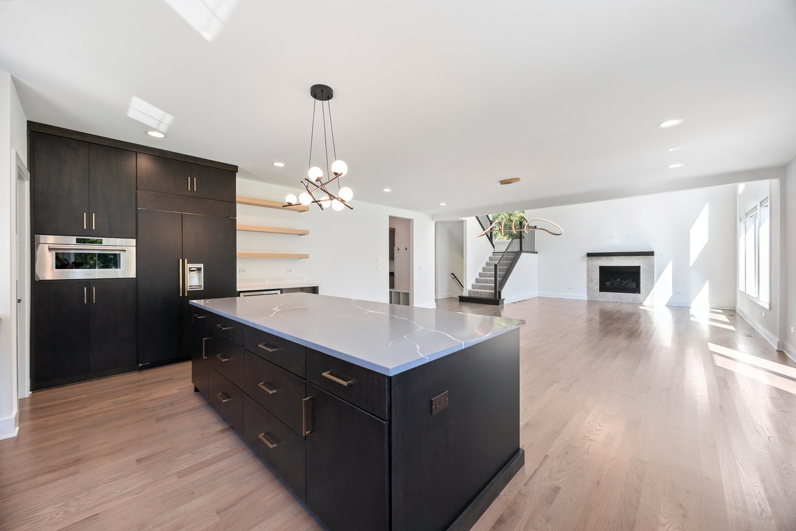 1519 Foothill Drive, Wheaton, IL 60189