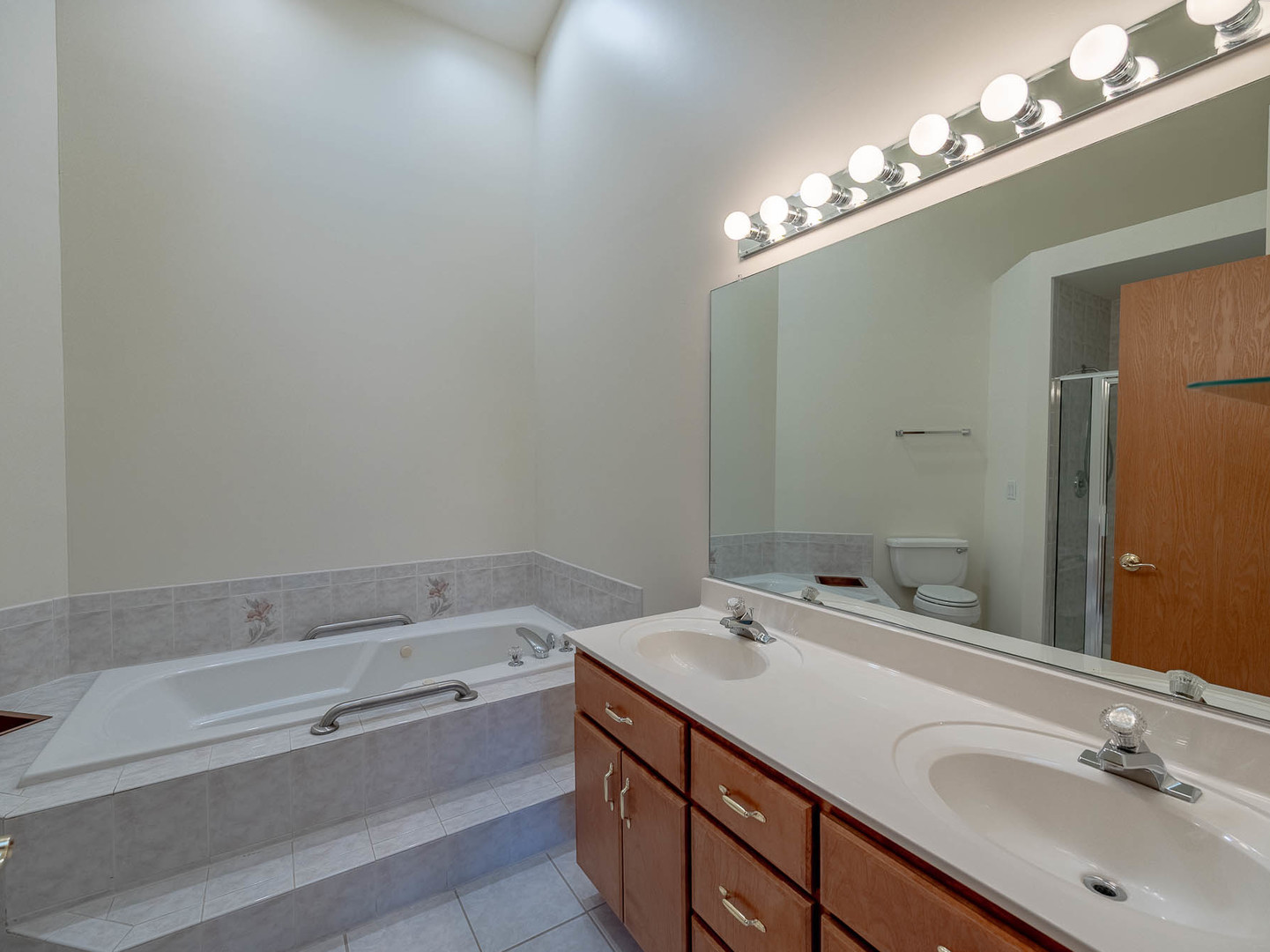 6709 Pondview Drive, Tinley Park, IL 60477