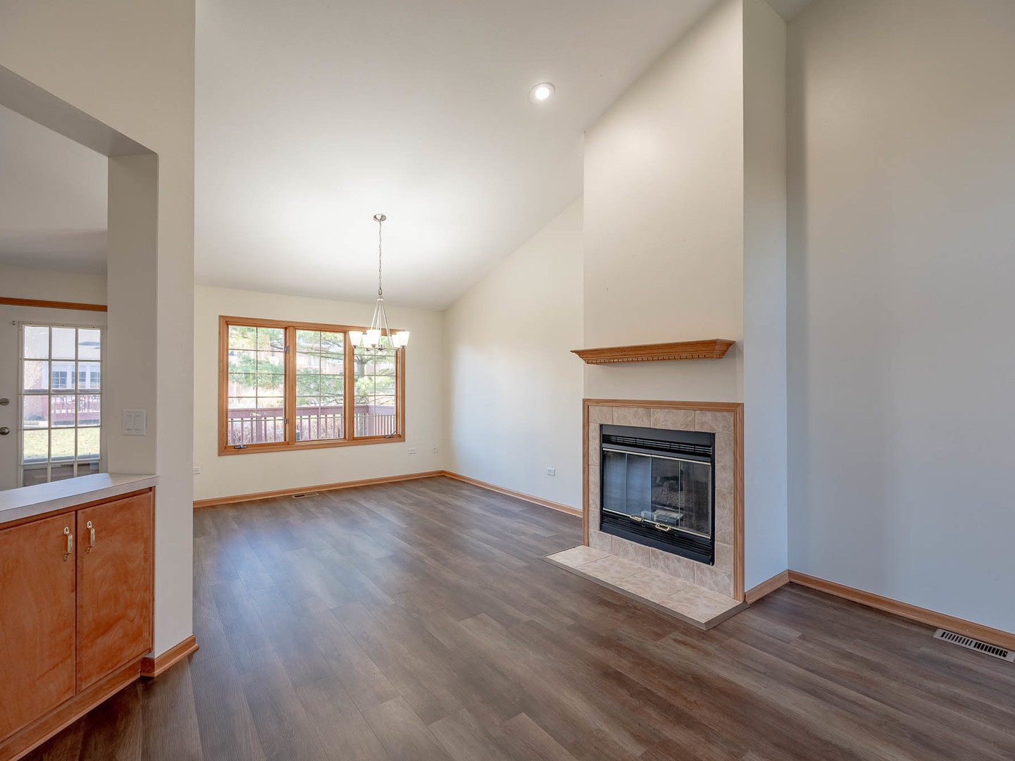 6709 Pondview Drive, Tinley Park, IL 60477