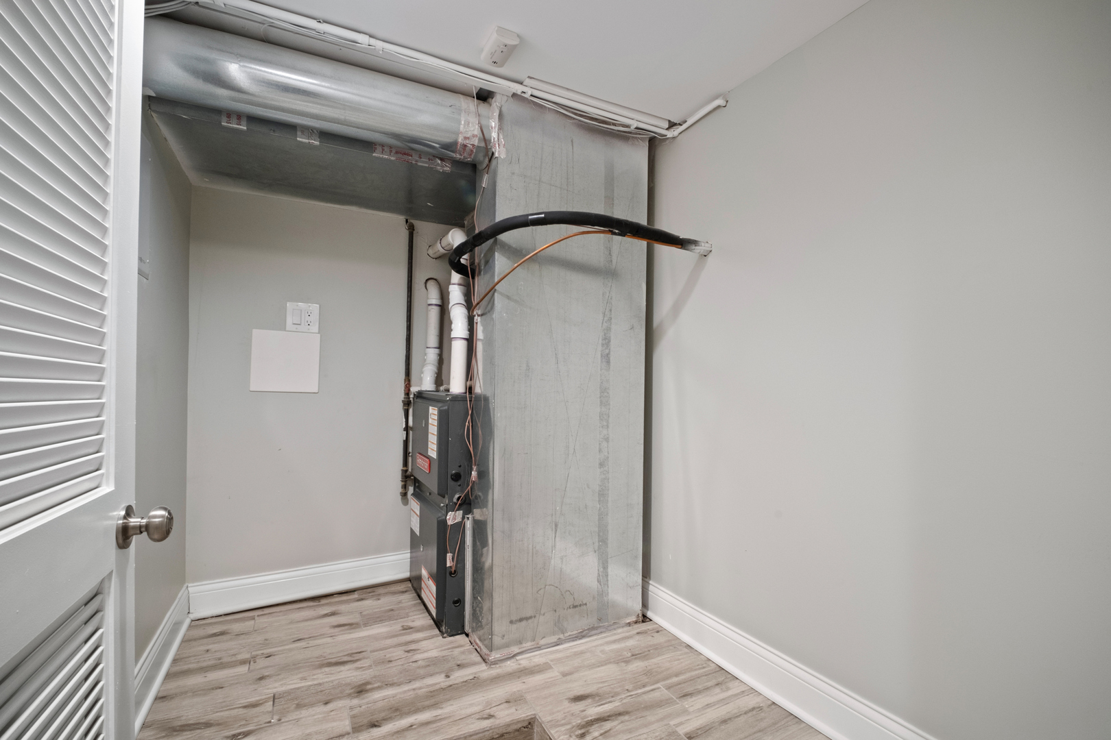 2719 N 74th Court, Elmwood Park, IL 60707