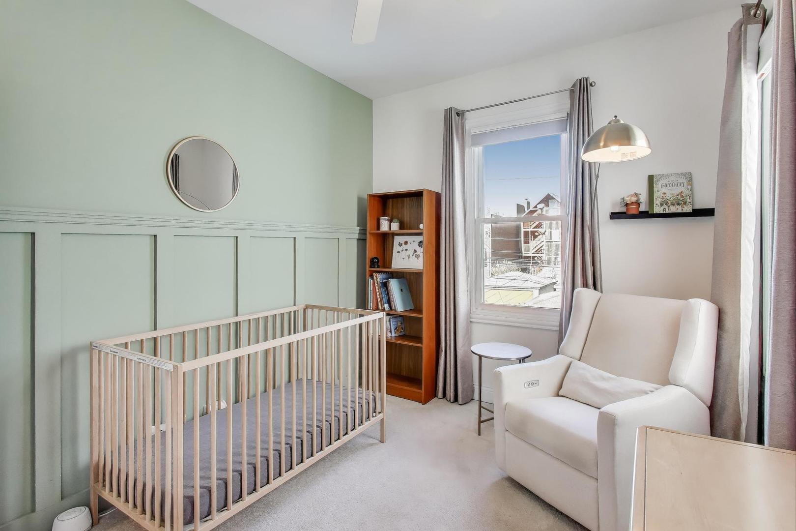 1930 W Huron Street, Chicago, IL 60622