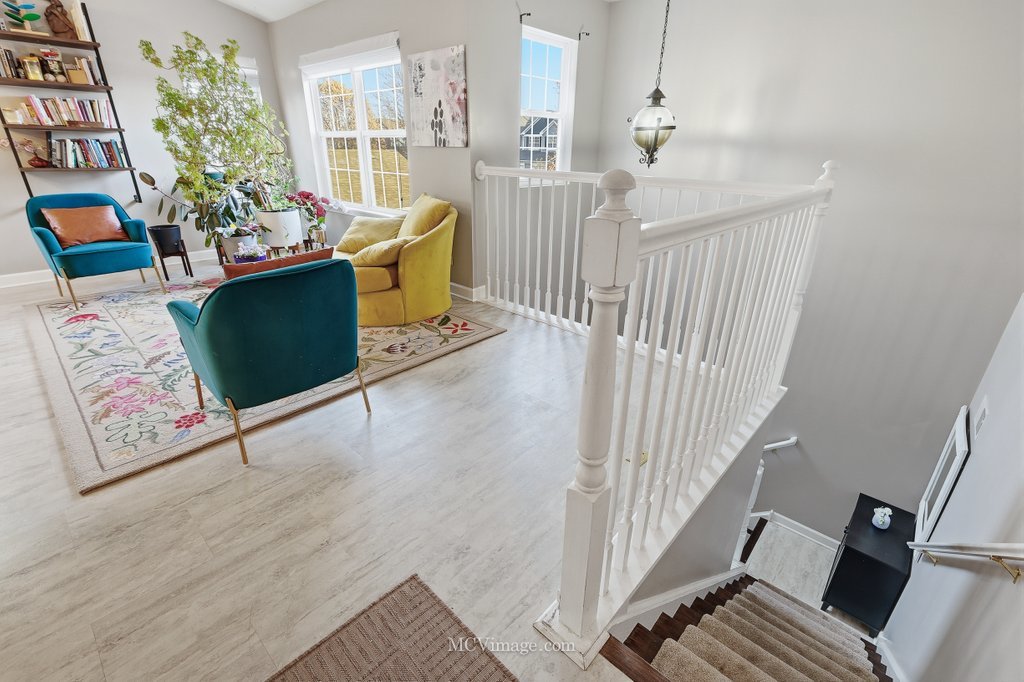 2460 Golf Ridge Circle #2460, Naperville, IL 60563