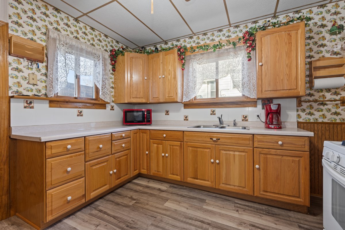 644 Oak Avenue, Aurora, IL 60506