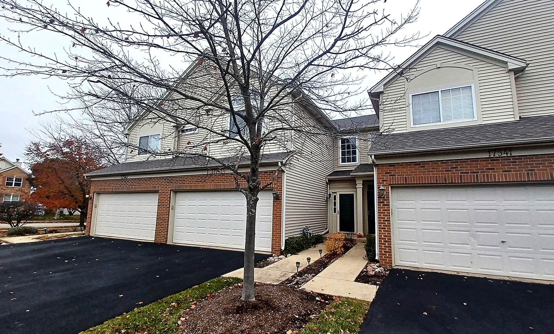 17543 S Gilbert Drive, Lockport, IL 60441