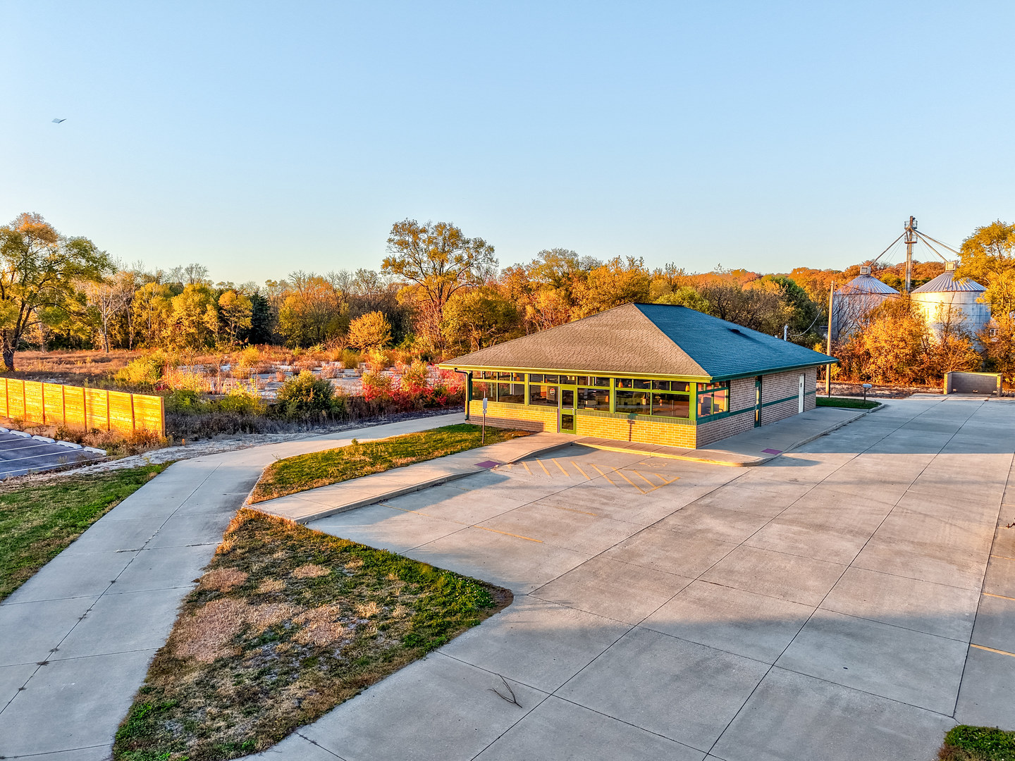 237 Commercial Street, Marseilles, IL 61341