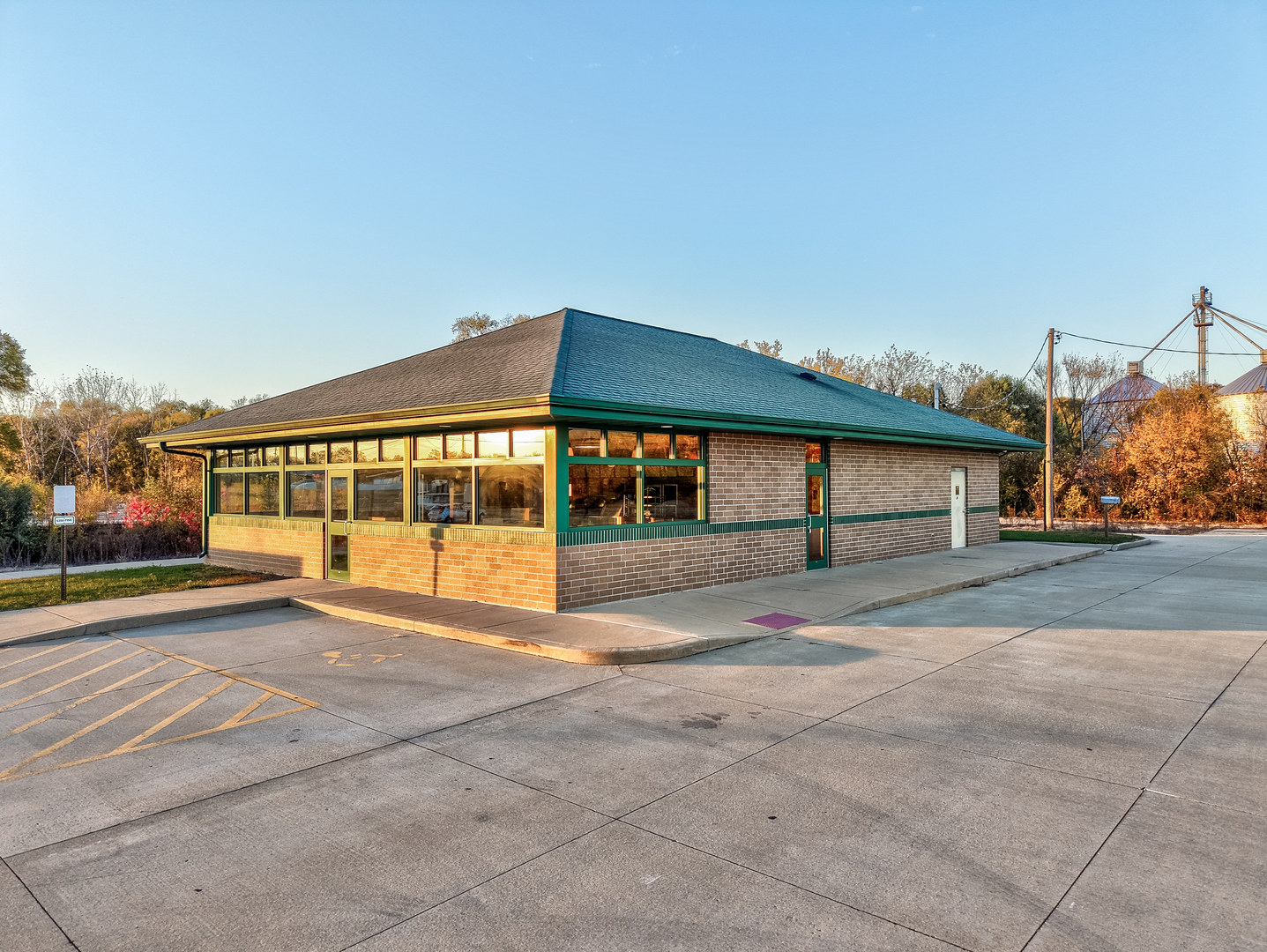 237 Commercial Street, Marseilles, IL 61341