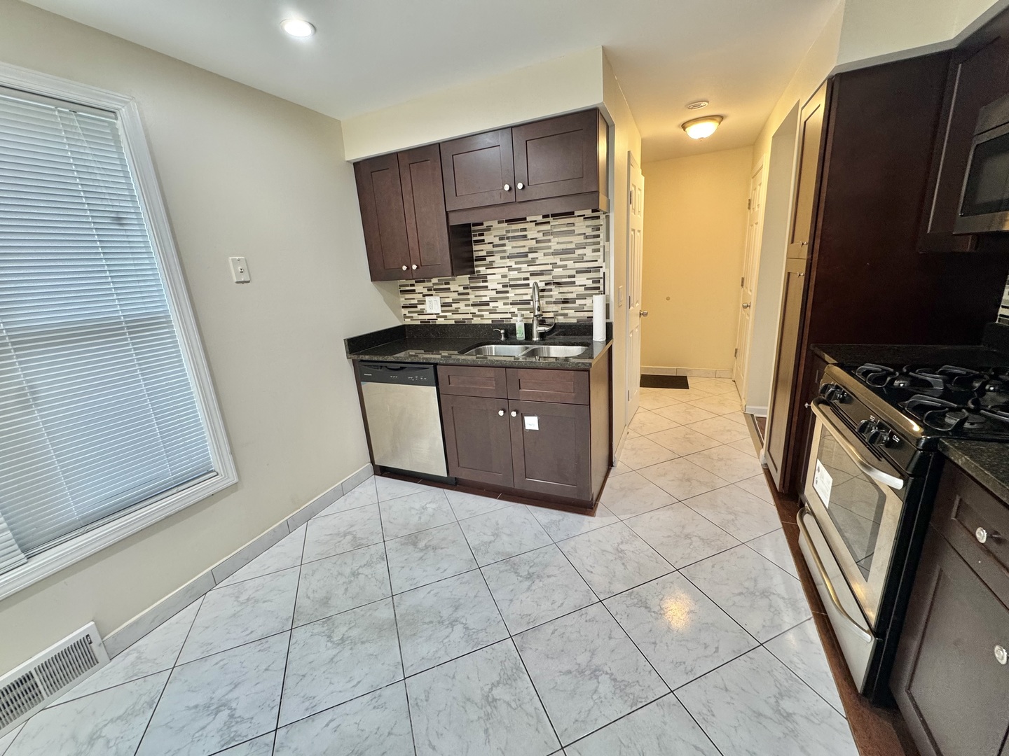 9038 Niles Center Road, Skokie, IL 60076