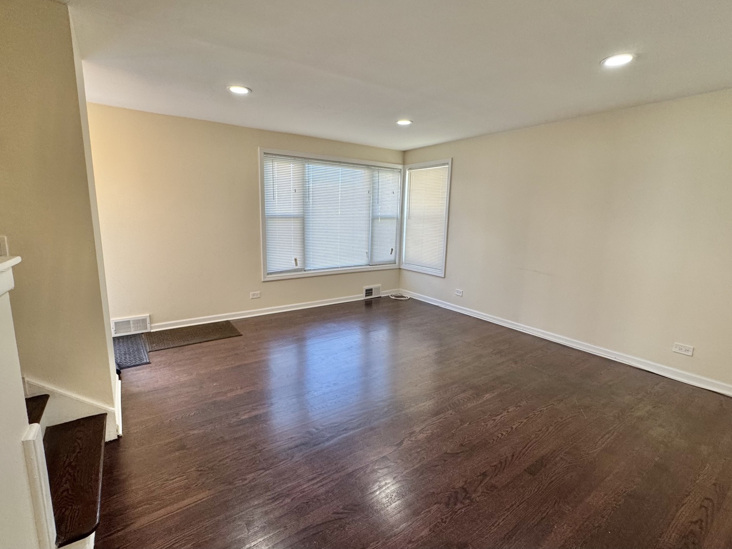 9038 Niles Center Road, Skokie, IL 60076