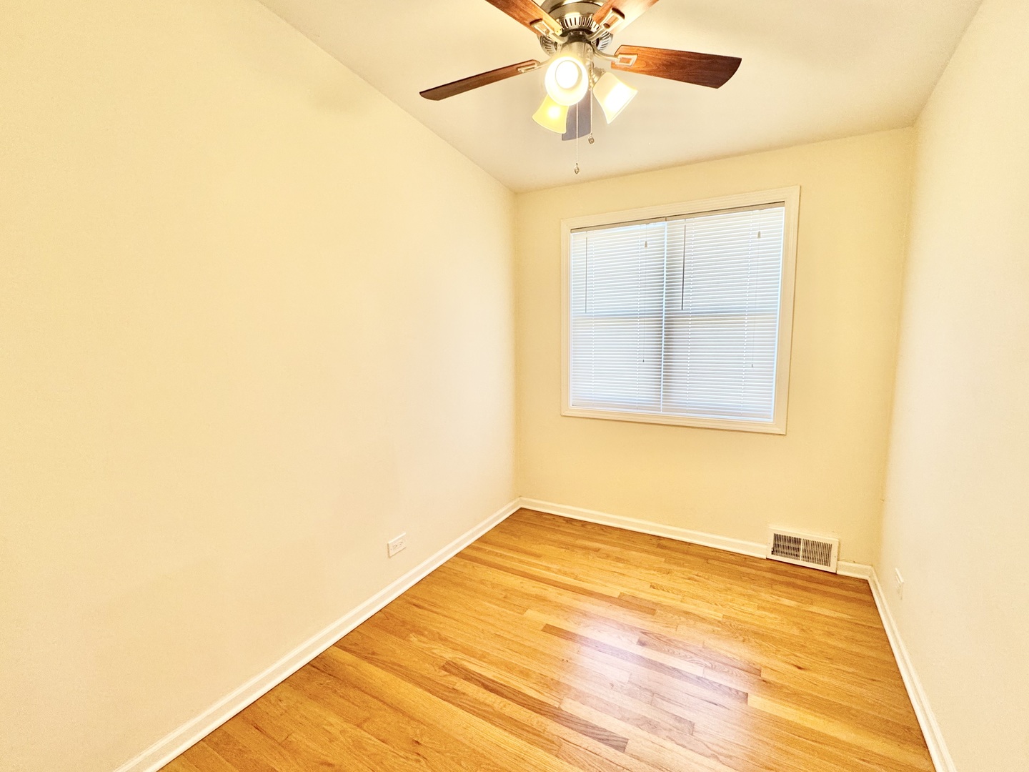 9038 Niles Center Road, Skokie, IL 60076