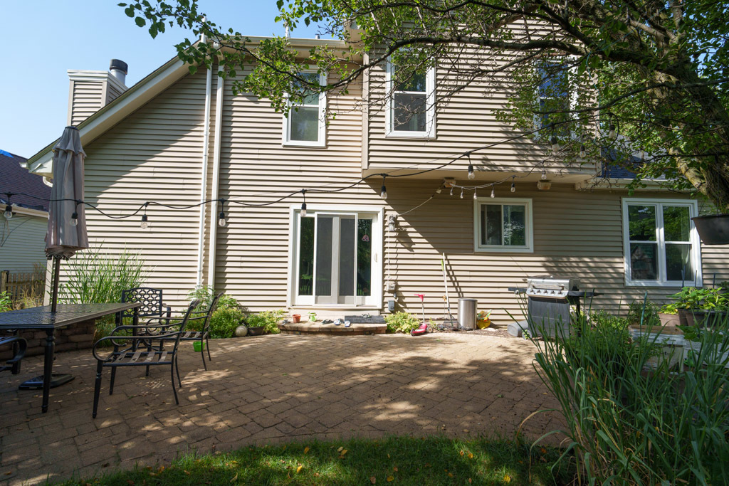 864 Red Clover Drive, Aurora, IL 60504