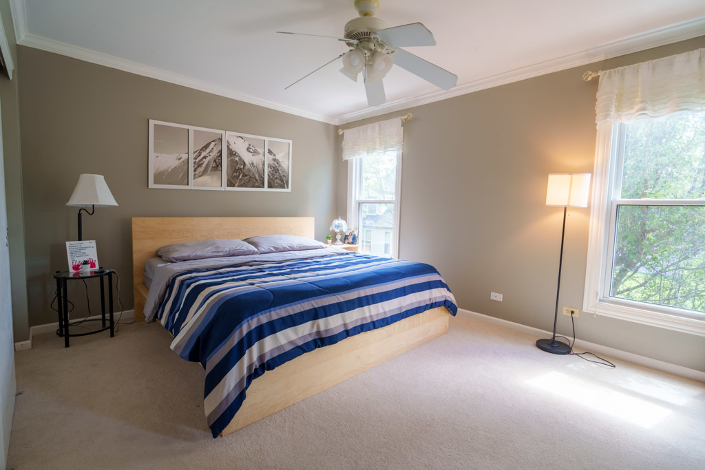 864 Red Clover Drive, Aurora, IL 60504