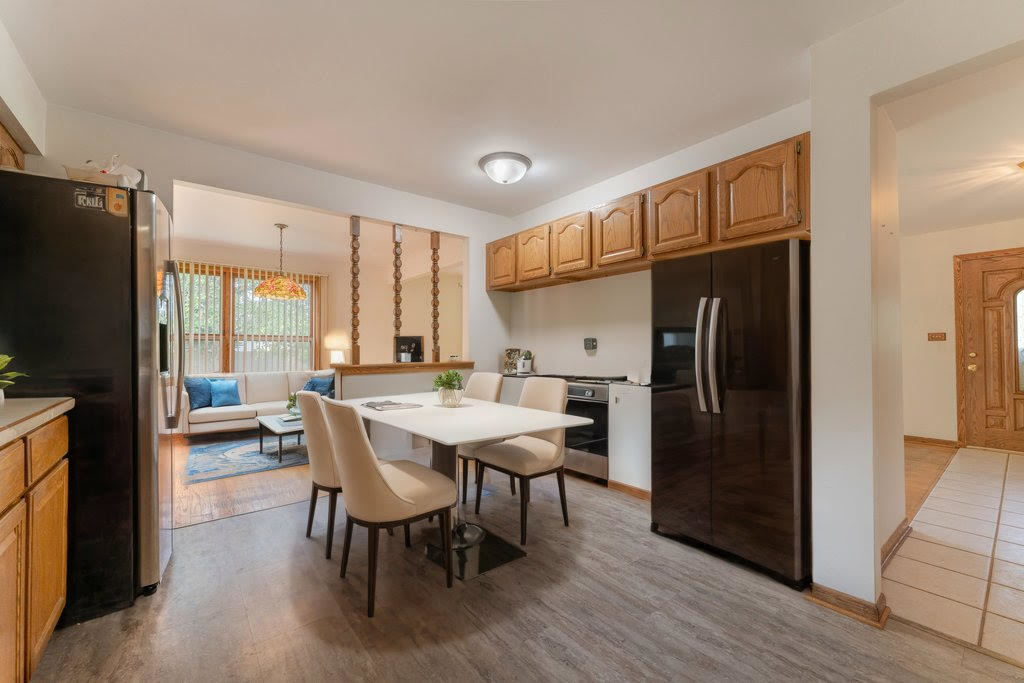 14322 McCarthy Road, Lemont, IL 60439