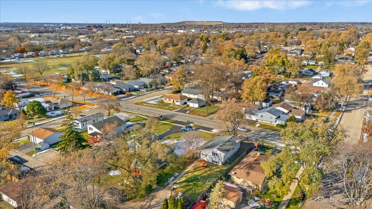 2703 21st Street, Zion, IL 60099