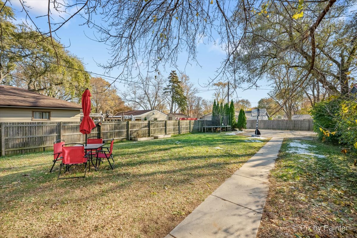 2703 21st Street, Zion, IL 60099