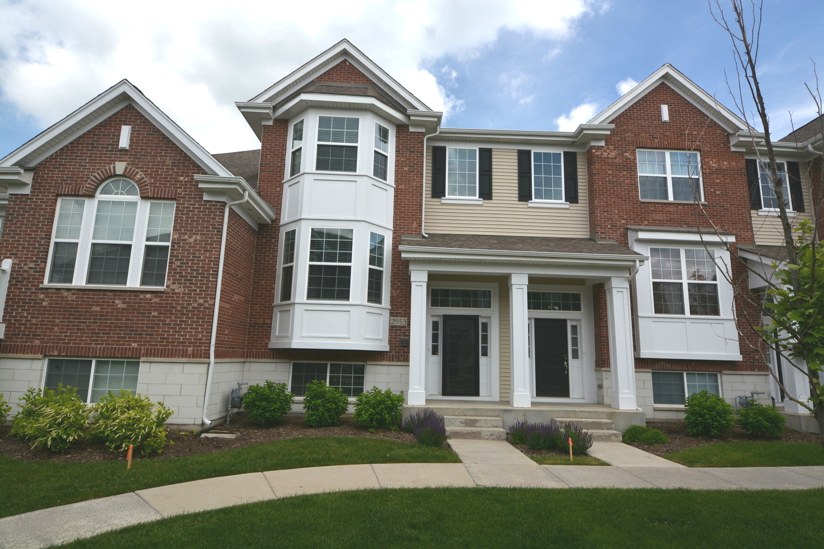 2953 Madison Drive #2953, Naperville, IL 60564