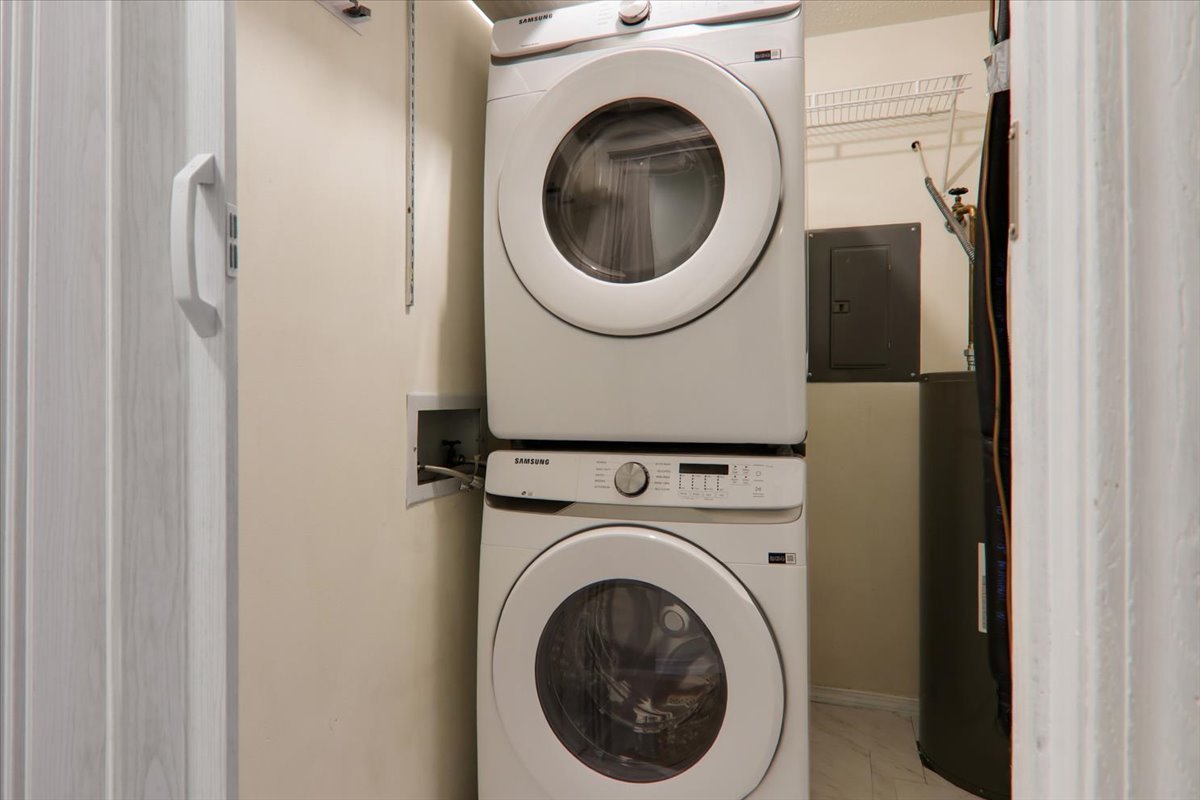 1920 Tracy Drive #12, Bloomington, IL 61704