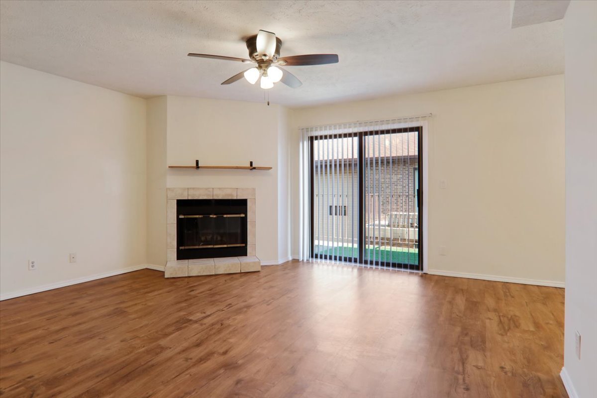 1920 Tracy Drive #12, Bloomington, IL 61704